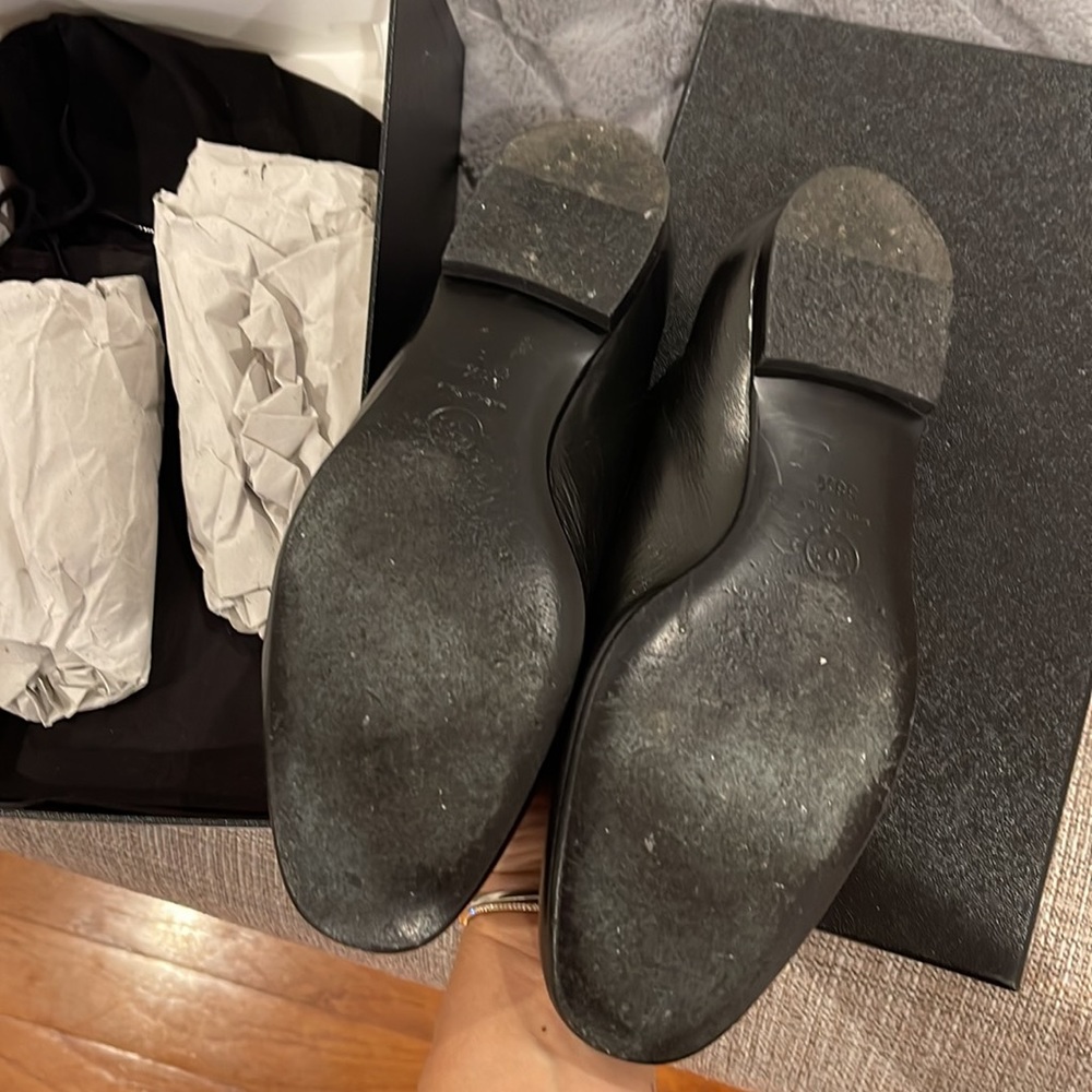 Chanel iconic mocassins/loafers - Picture 2 of 3